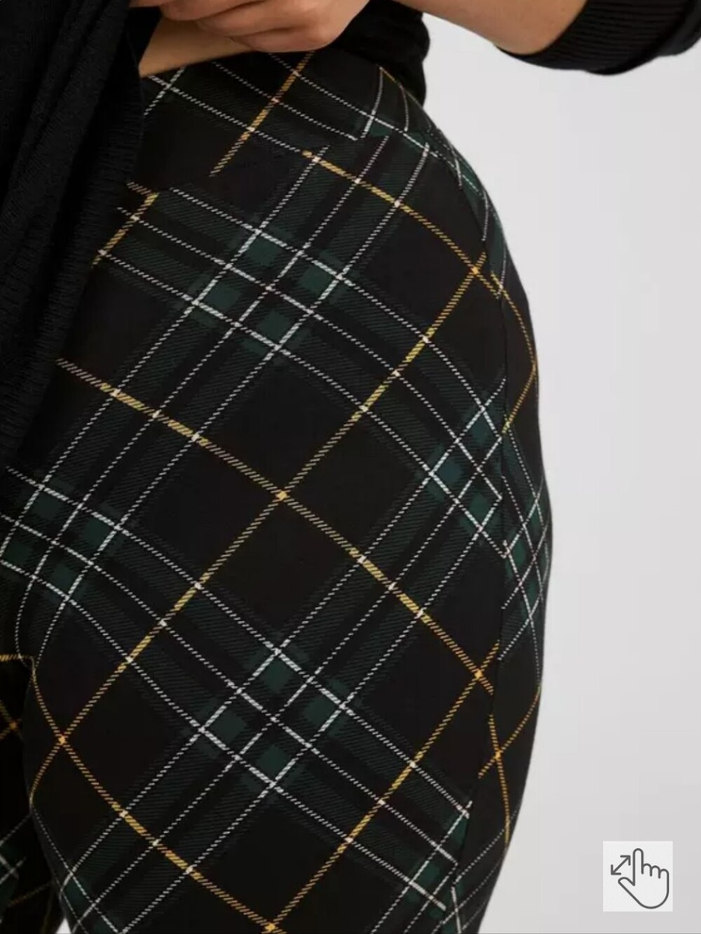 Torrid Plaid Stretch Leggings Black Tan White Size 4 / 4X NWOT - Picture 3 of 6